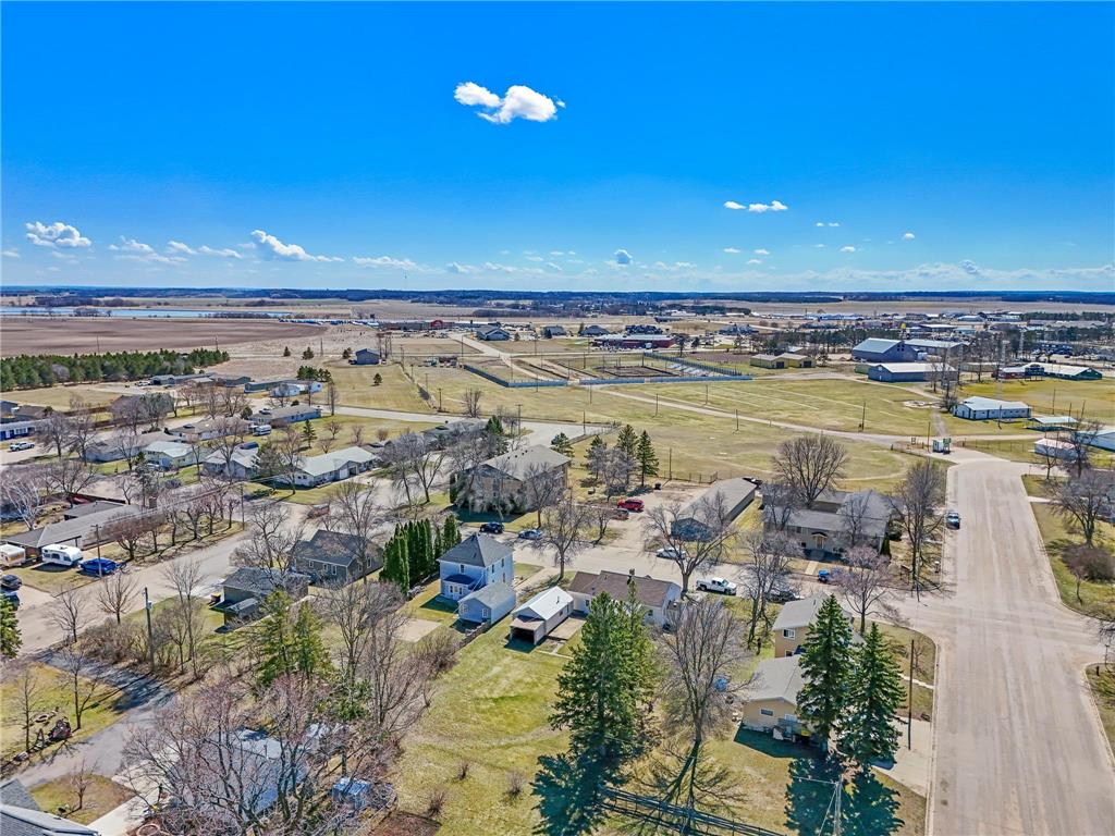 525 3rd St SE Perham MN 56573 7053412 image41