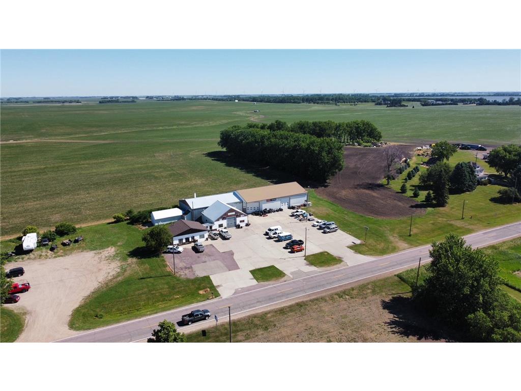 525 Amy Avenue Round Lake MN 56167 7094219 image3