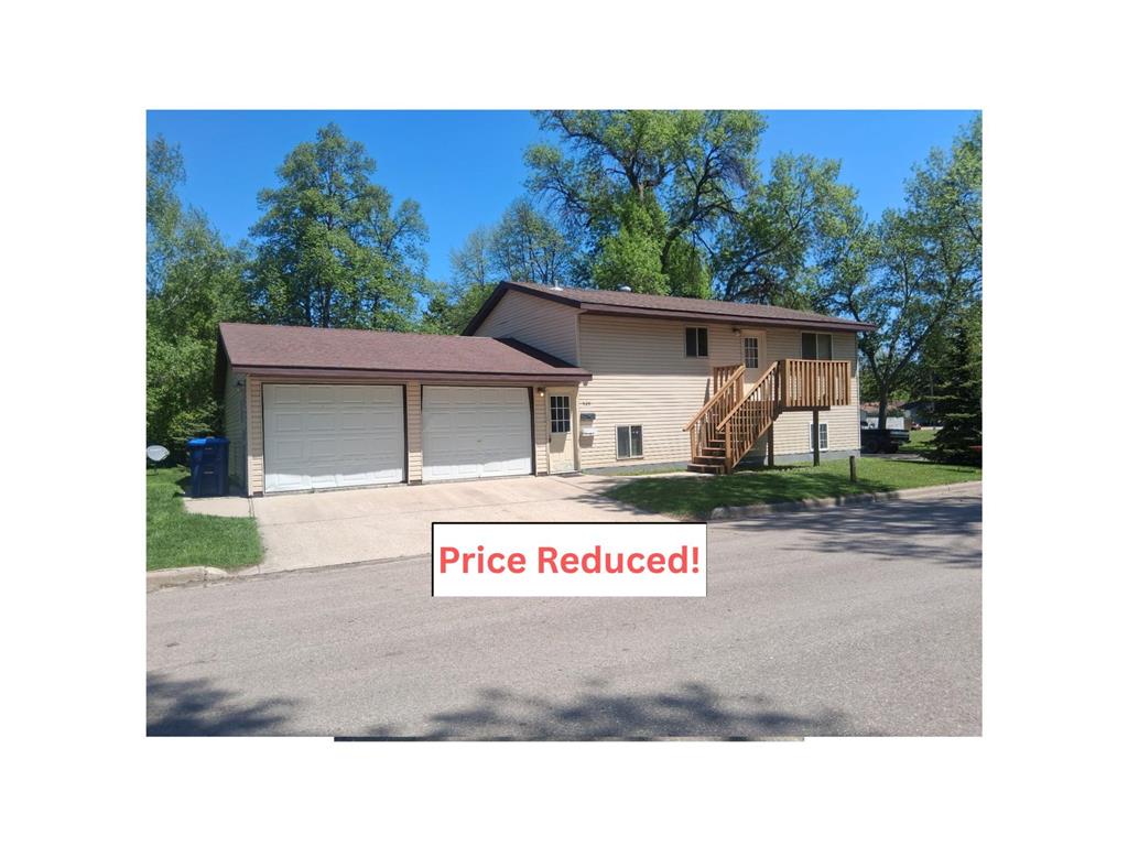 525 Bluff Street Enderlin ND 58027 7056126 image1