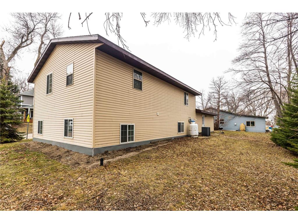 525 Bluff Street Enderlin ND 58027 7056126 image40