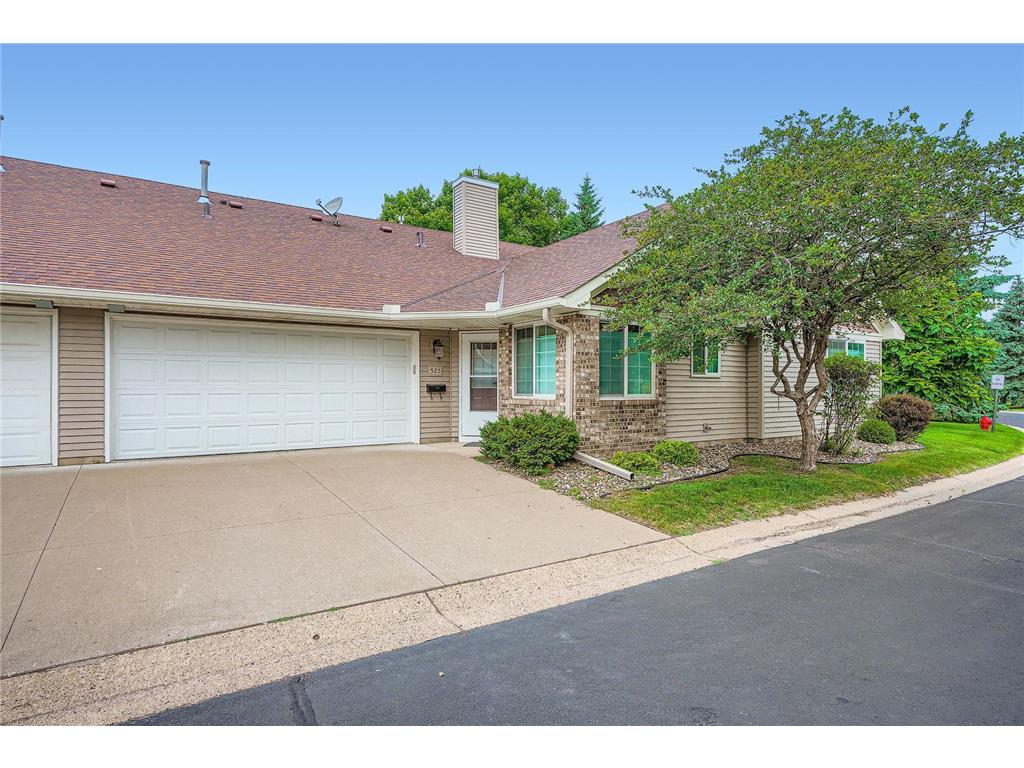 525 Lovell Avenue Roseville MN 55113 6767029 image1