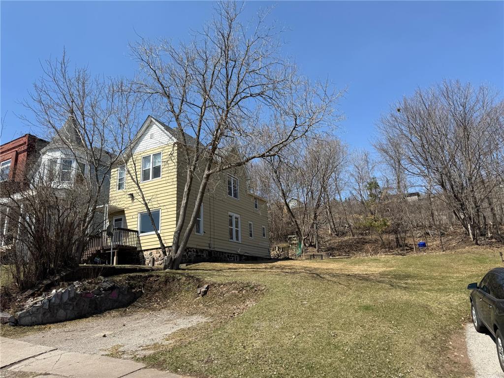 525 W 4th Street Duluth MN 55806 7028930 image3