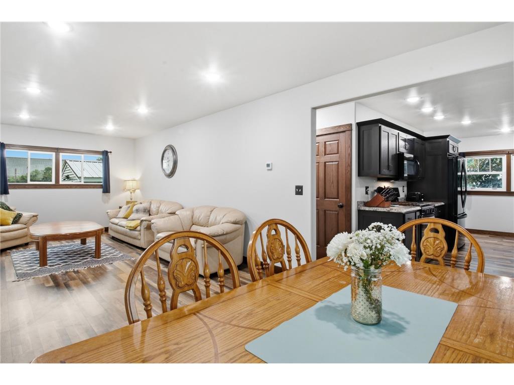 525 W Lincoln Street Augusta WI 54722 7089436 image10