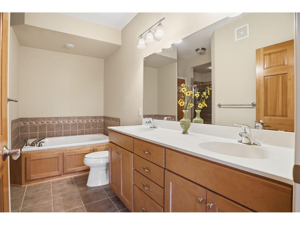 5250 Grandview Square #2311 Edina MN 55436 7036590 image6