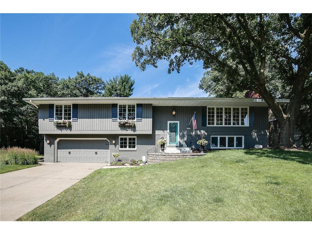 5250 Saint Imier Drive Fridley MN 55421 6395078 image1