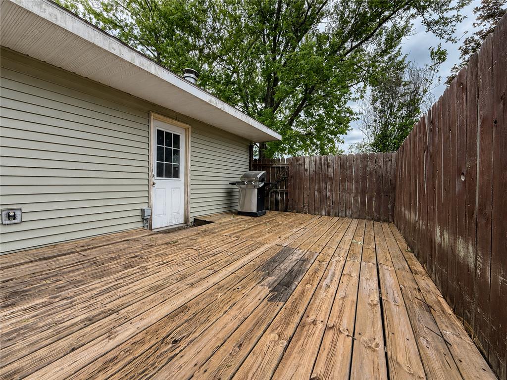 5250 W 9th Street Goodview MN 55987 7077668 image15