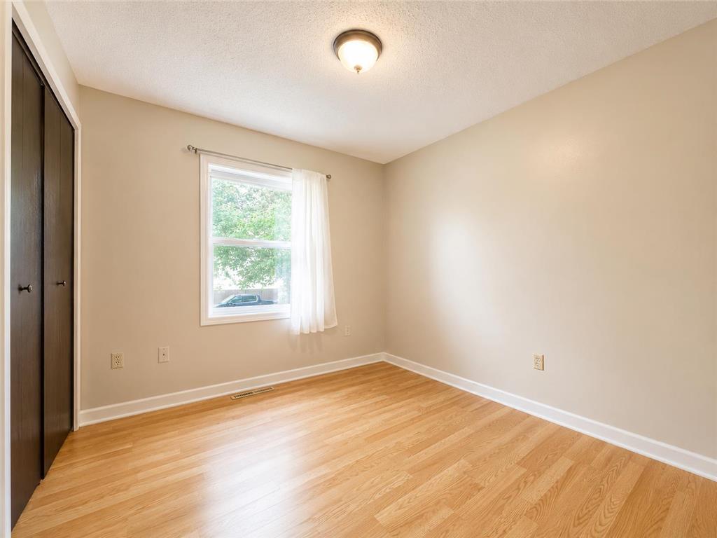 5250 W 9th Street Goodview MN 55987 7077668 image8