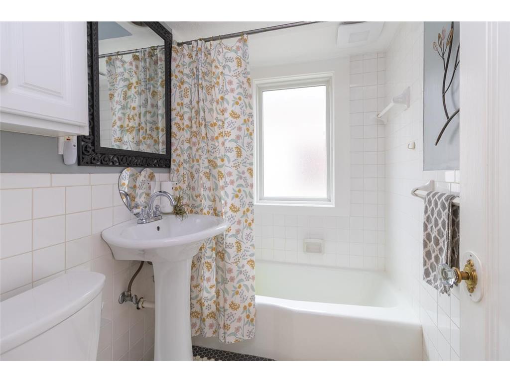 5252 James Avenue S Minneapolis MN 55419 7101773 image15