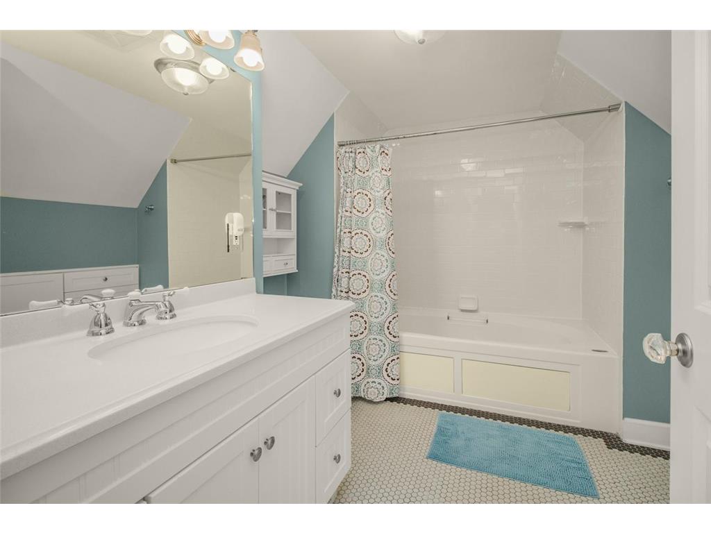 5252 James Avenue S Minneapolis MN 55419 7101773 image20