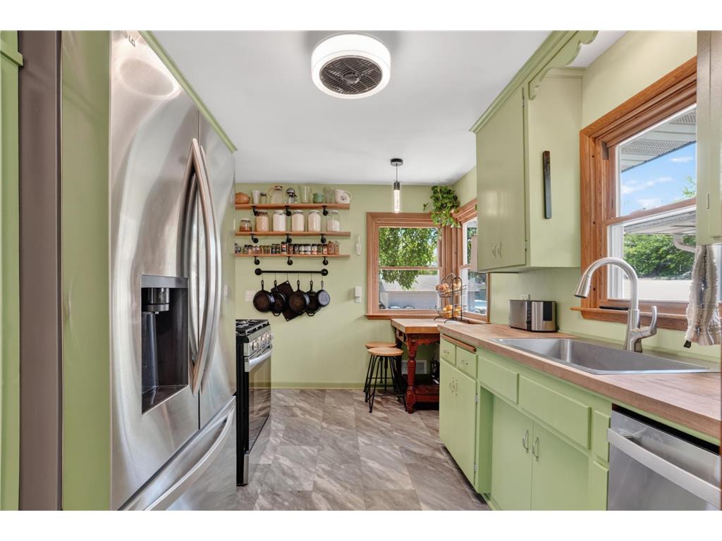 5252 Xerxes Avenue N Minneapolis MN 55430 7076052 image7