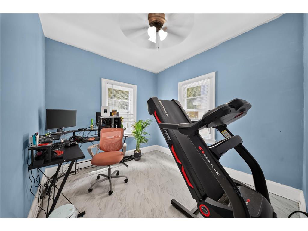 5253 N 6th Street Minneapolis MN 55430 7109155 image10