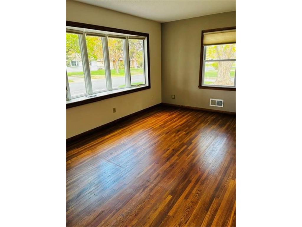 5256 Capitol Street NE Fridley MN 55421 7066883 image24