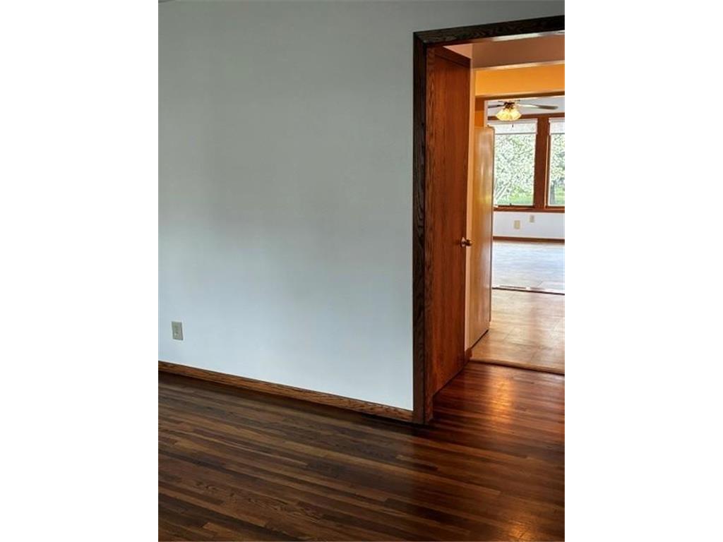 5256 Capitol Street NE Fridley MN 55421 7066883 image27