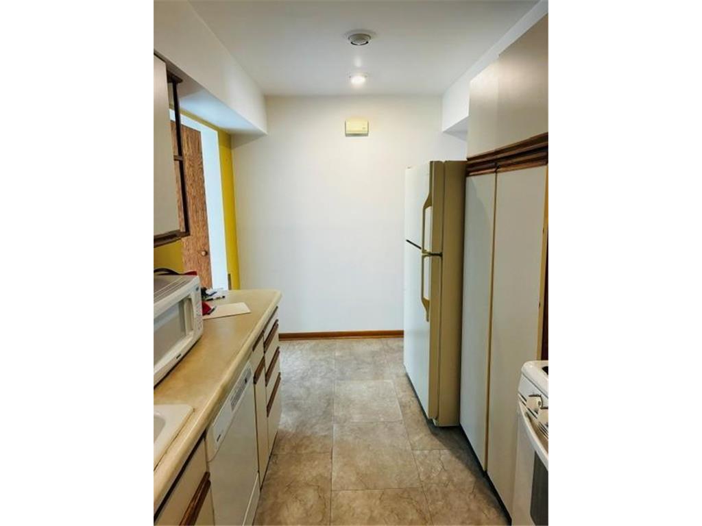 5256 Capitol Street NE Fridley MN 55421 7066883 image28