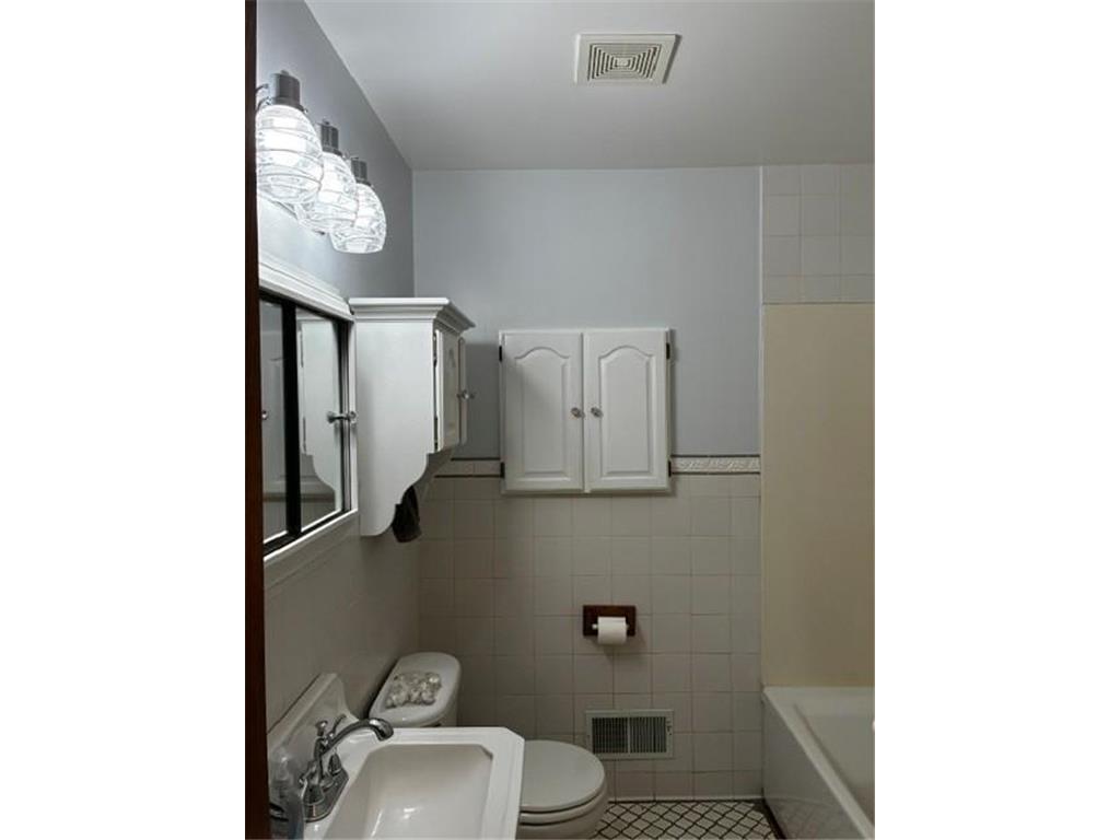 5256 Capitol Street NE Fridley MN 55421 7066883 image34