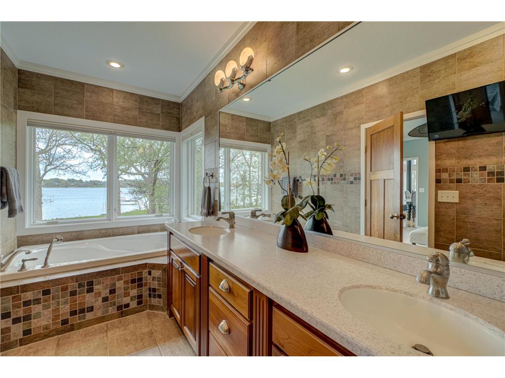 5256 Oxford Street N Shoreview MN 55126 - Turtle Lake 7045191 image20
