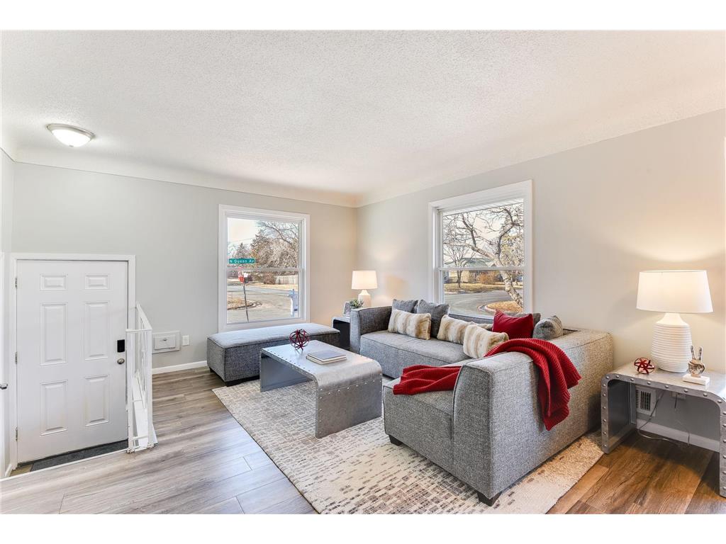 5256 Queen Avenue N Minneapolis MN 55430 6674991 image1