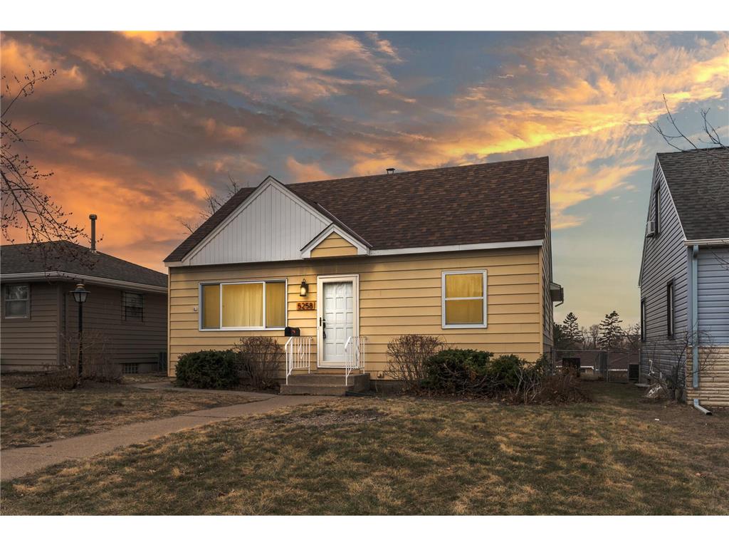 5258 6th Street NE Columbia Heights MN 55421 6702089 image1