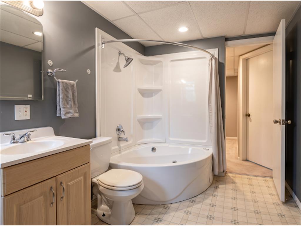 5259 Knox Avenue N Minneapolis MN 55430 7072090 image18
