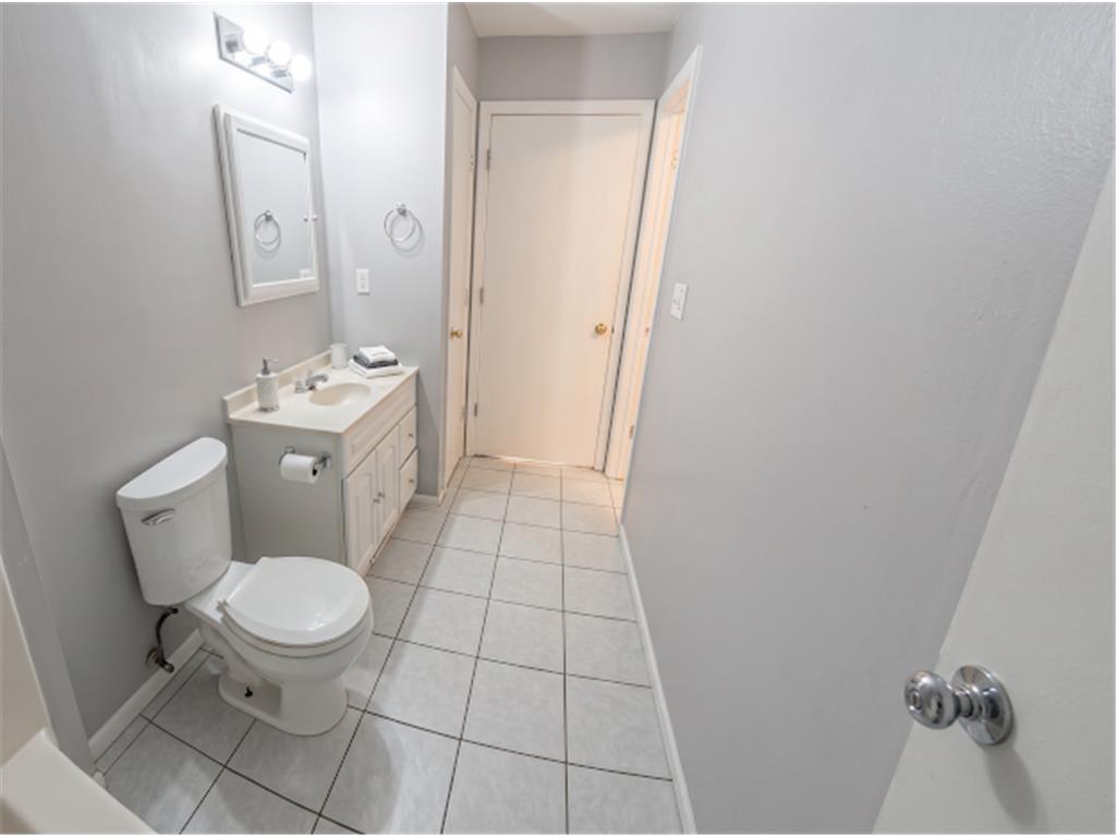 5259 Knox Avenue N Minneapolis MN 55430 7072090 image22