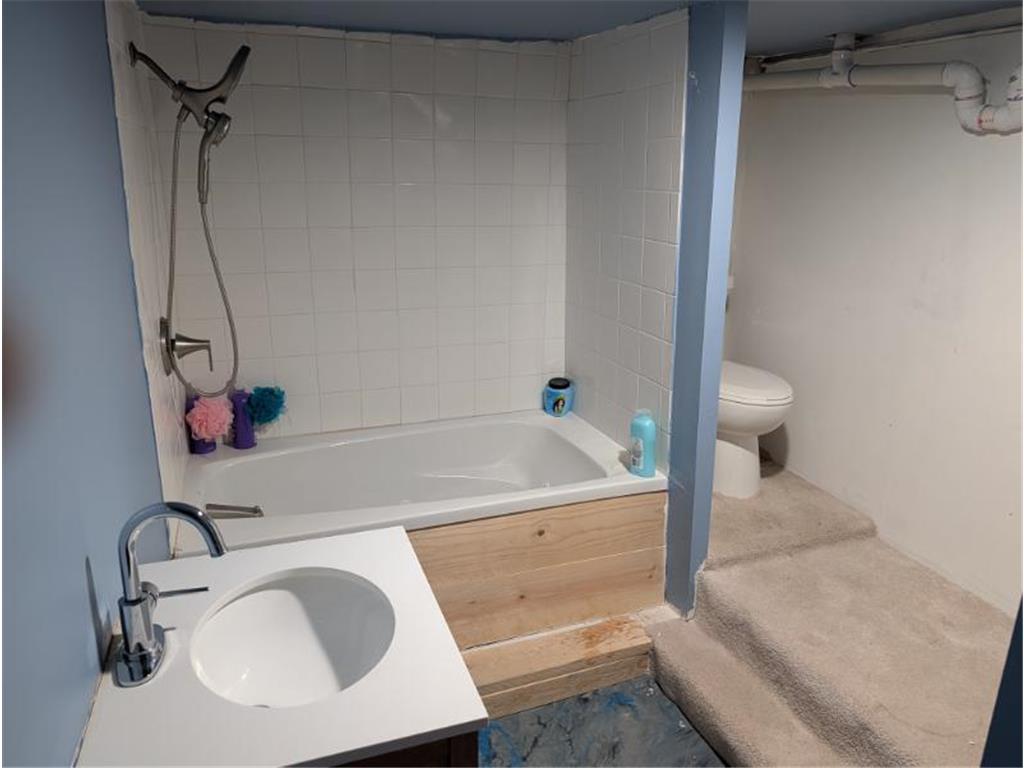 526 1st Avenue SE Wells MN 56097 7012155 image16