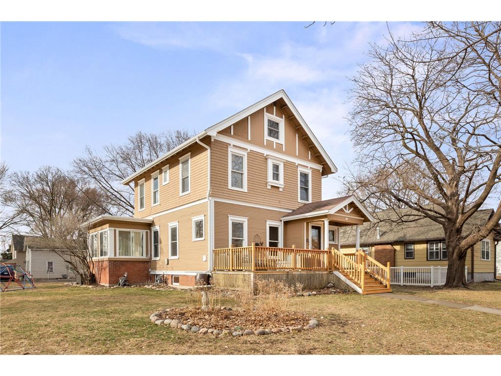 526 8th Street E Glencoe MN 55336 7034012 image1