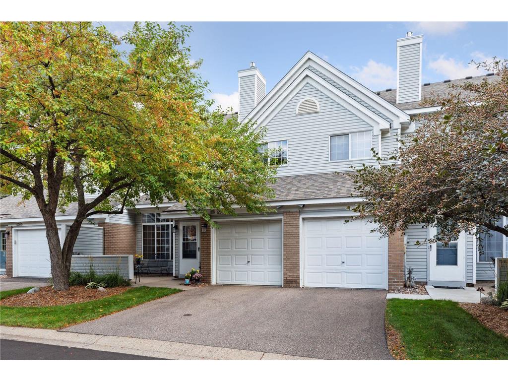 526 Lovell Avenue #6 Roseville MN 55113 6430638 image1