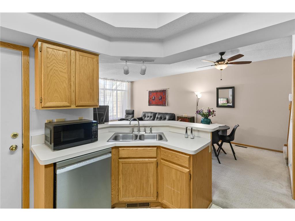 526 Lovell Avenue #6 Roseville MN 55113 7059614 image13