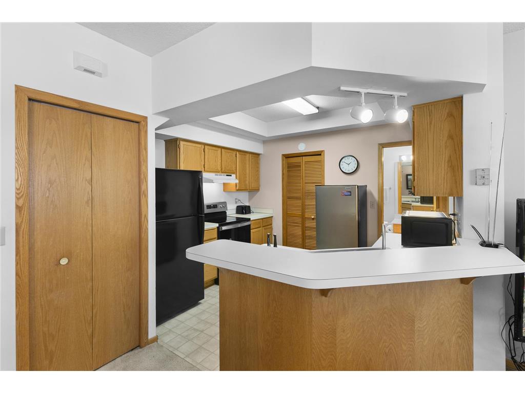 526 Lovell Avenue #6 Roseville MN 55113 7059614 image14