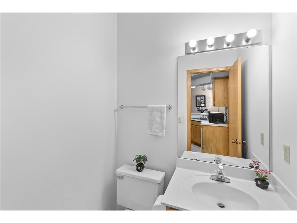 526 Lovell Avenue #6 Roseville MN 55113 7059614 image21