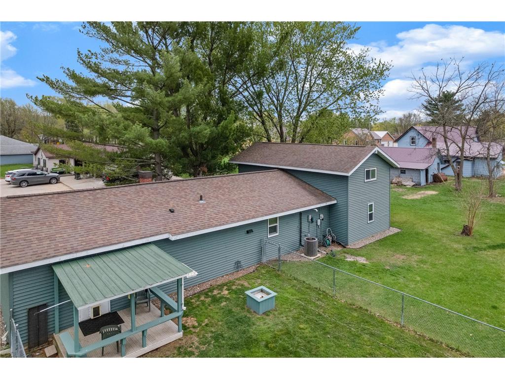 526 S Herman Street Cochrane WI 54622 7062677 image17