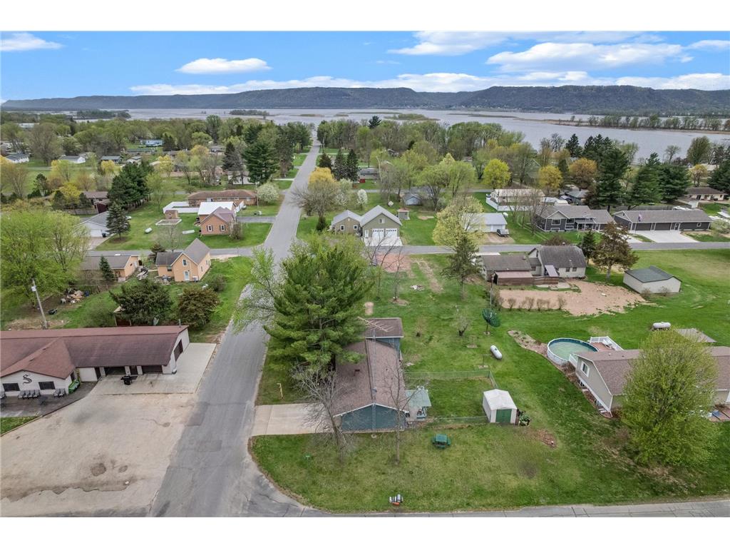 526 S Herman Street Cochrane WI 54622 7062677 image20