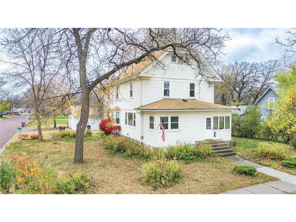 526 S Minnesota Street Redwood Falls MN 56283 6815425 image1