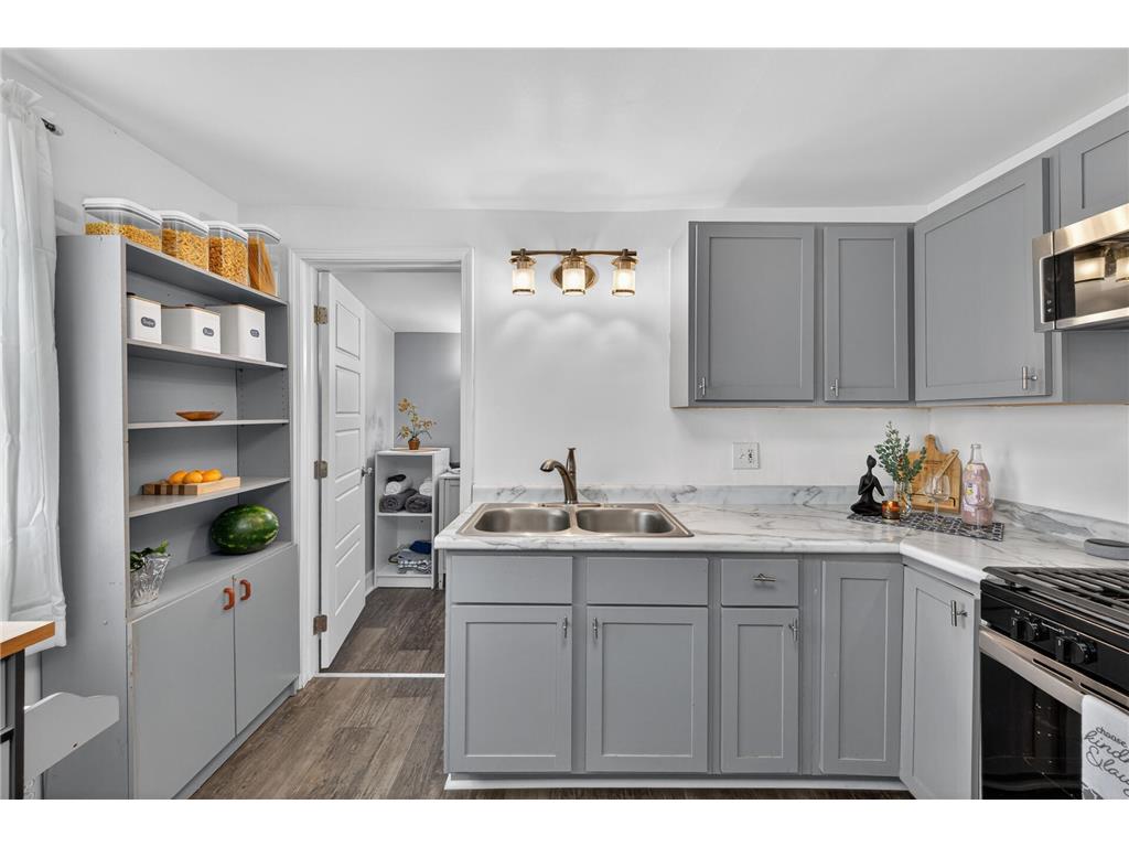 526 Summit Street NE Columbia Heights MN 55421 7044199 image14