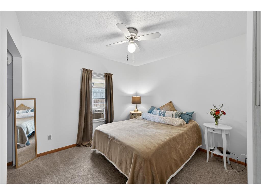 526 Summit Street NE Columbia Heights MN 55421 7044199 image17