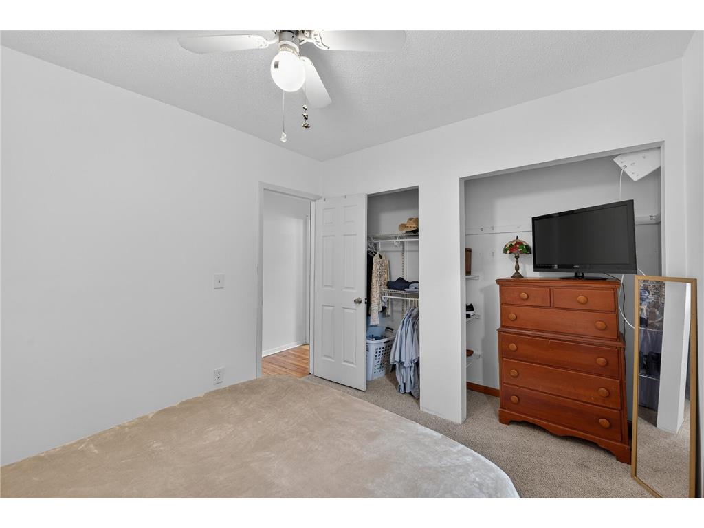 526 Summit Street NE Columbia Heights MN 55421 7044199 image18