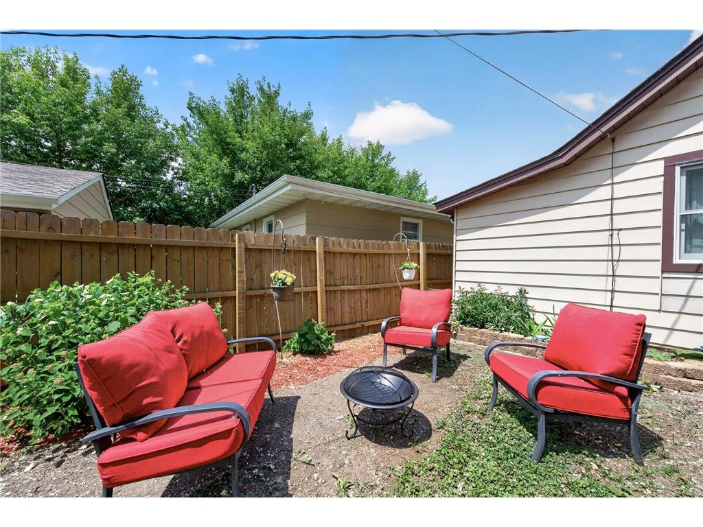 526 Summit Street NE Columbia Heights MN 55421 7044199 image32