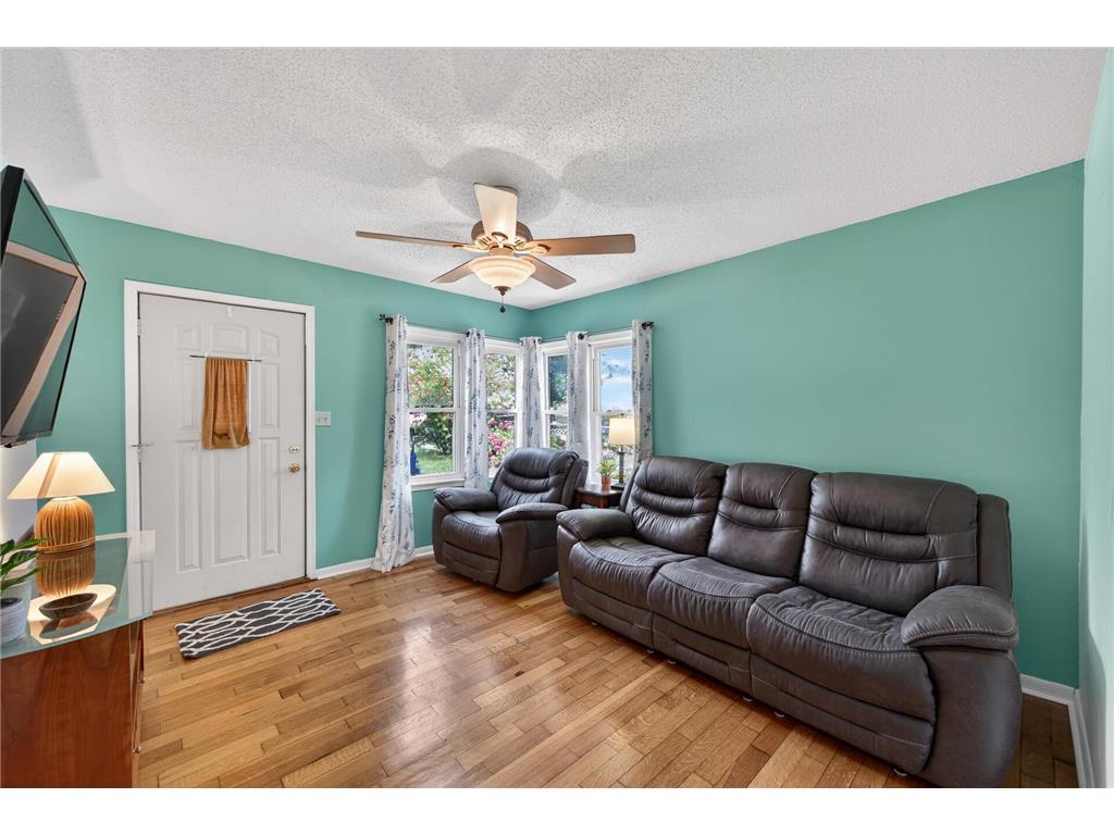 526 Summit Street NE Columbia Heights MN 55421 7044199 image9