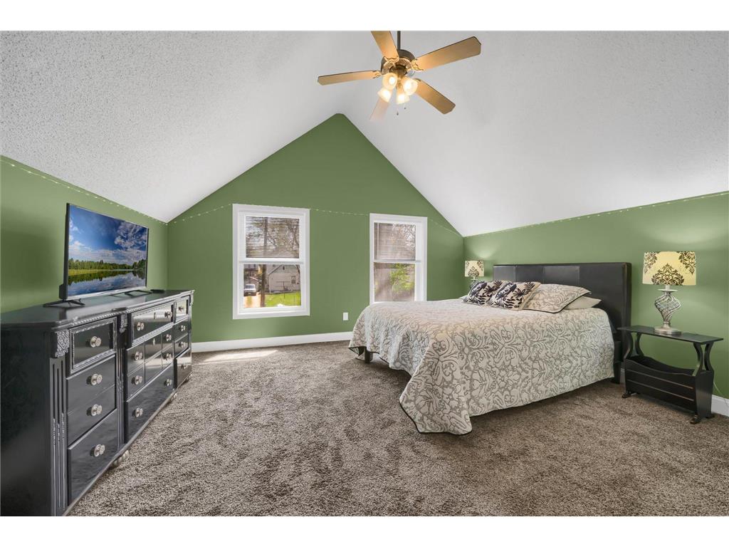 526 Thomas Avenue Saint Paul MN 55103 6528801 image1