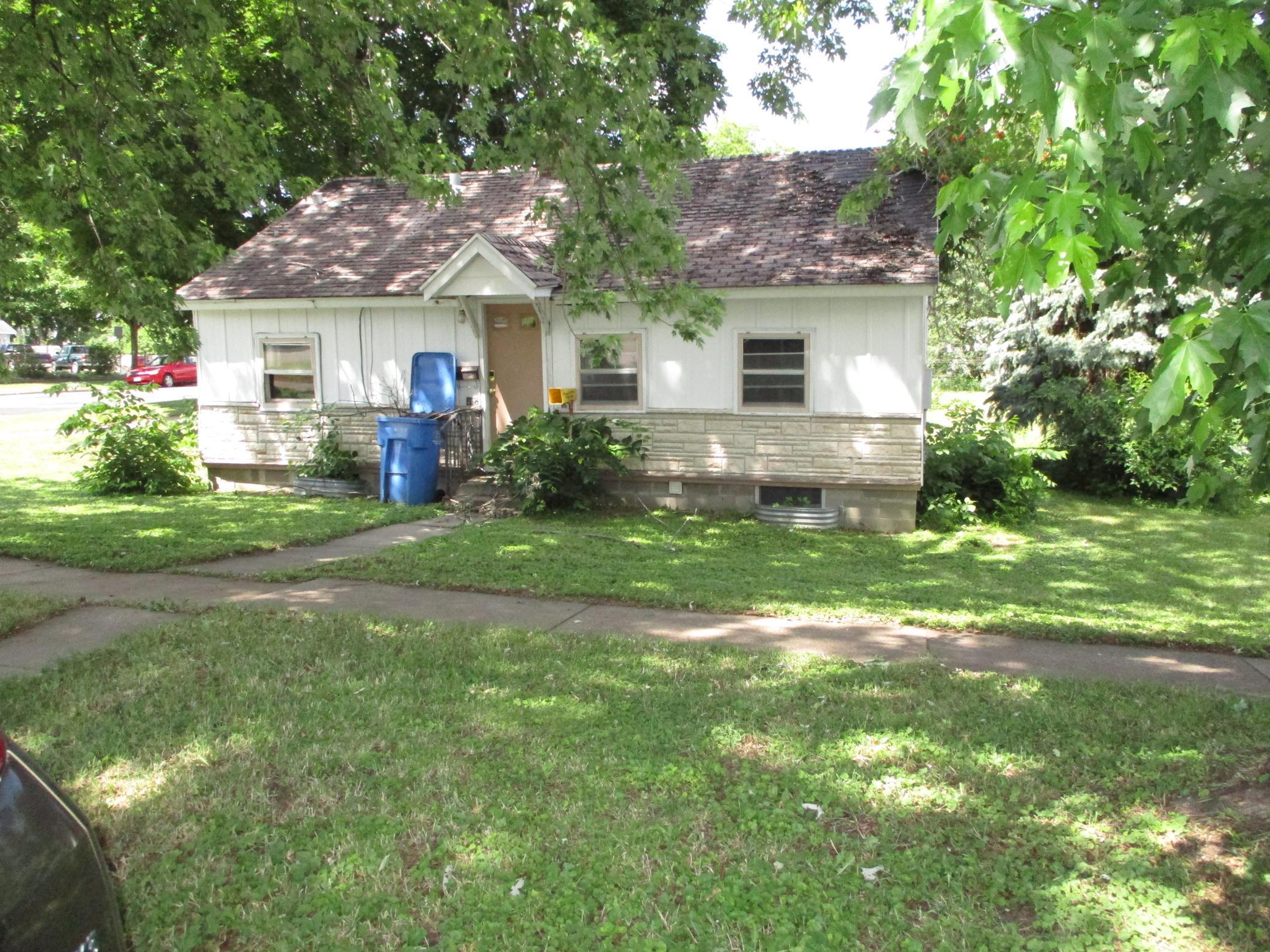 526 W Belleview Street, Winona, MN 55987 MLS 6013630 Edina Realty