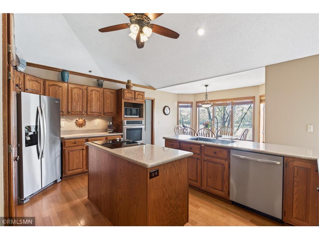 5266 Lakeview Avenue White Bear Twp MN 55110 7064616 image21