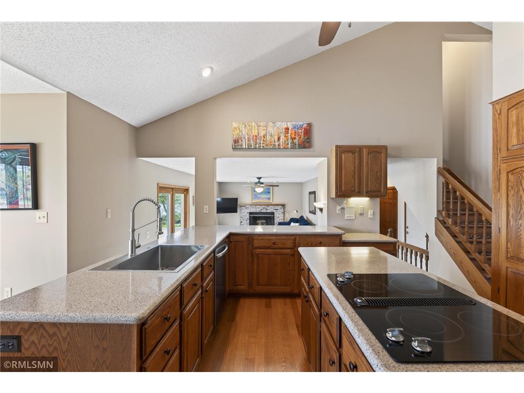 5266 Lakeview Avenue White Bear Twp MN 55110 7064616 image23