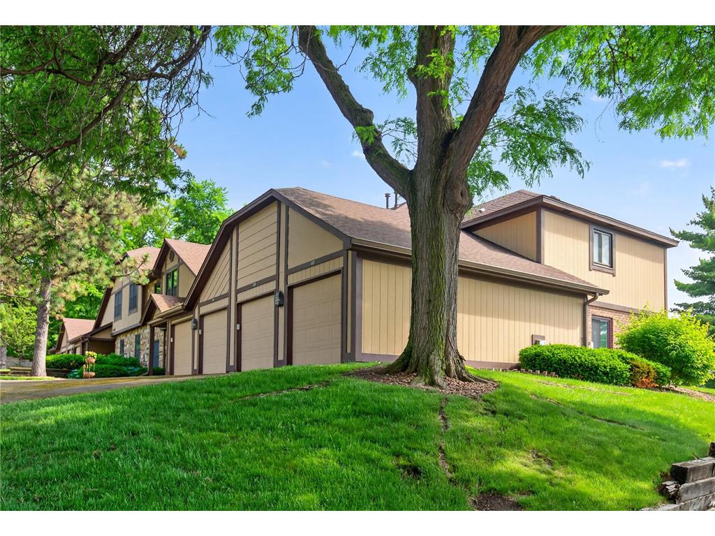 5267 Balmoral Lane Bloomington MN 55437 7080139 image4