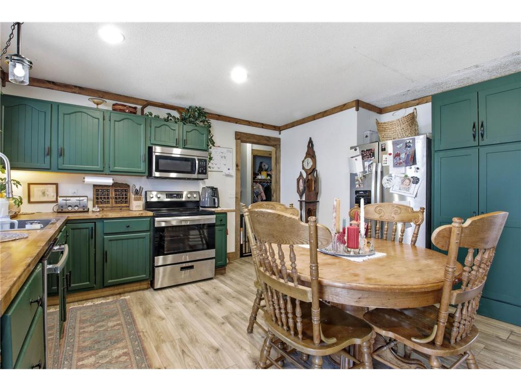 527 10th Avenue Clear Lake WI 54005 7051085 image4