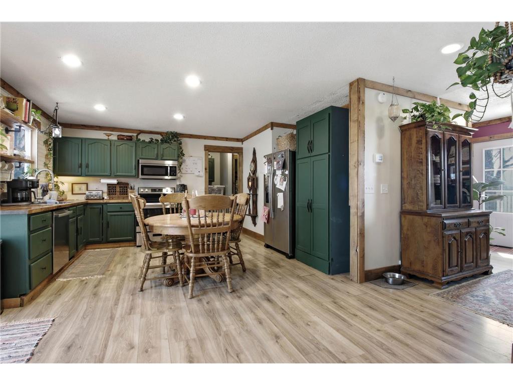 527 10th Avenue Clear Lake WI 54005 7051085 image6