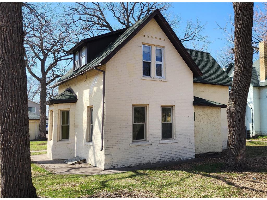 527 7th Avenue S Saint Cloud MN 56301 6520241 image1