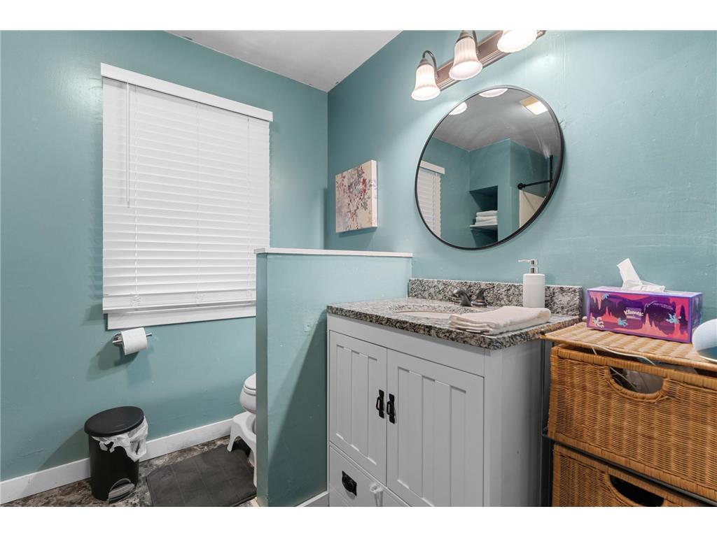 527 E Academy Street Owatonna MN 55060 6805452 image10