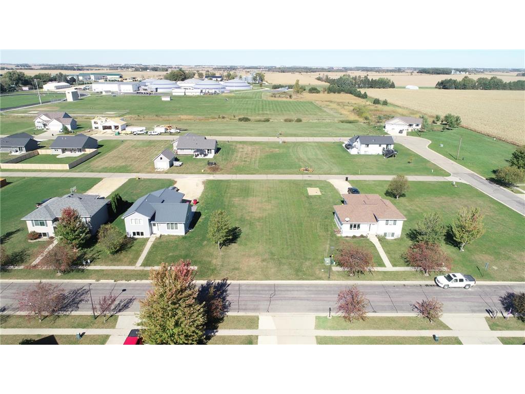 527 Elliot Dr SE Grand Meadow MN 55936 6801620 image2