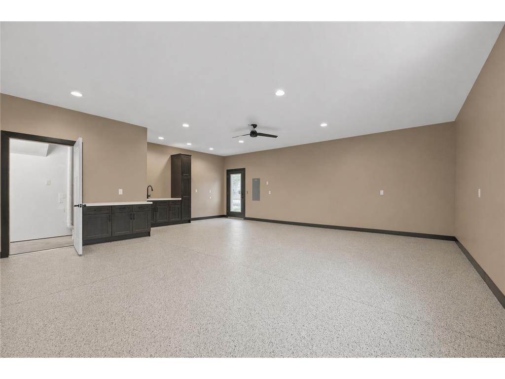527 Miller Ave SW Hutchinson MN 55350 7026896 image36