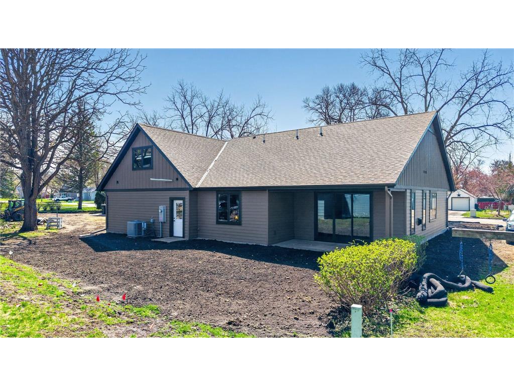 527 Miller Ave SW Hutchinson MN 55350 7026896 image39